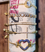 Load image into Gallery viewer, Glitz
