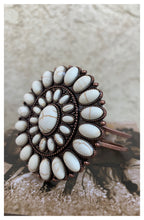 Load image into Gallery viewer, Lucero
